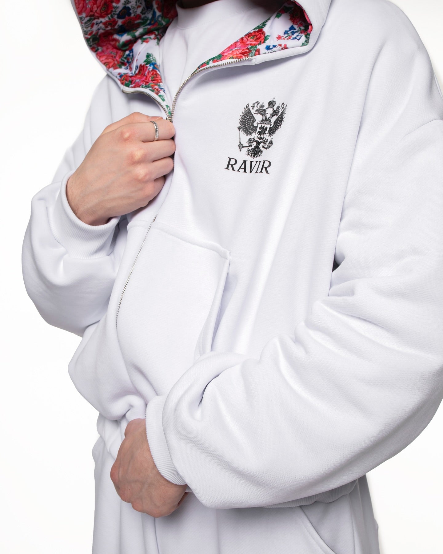 RAV WHITE HOODIE